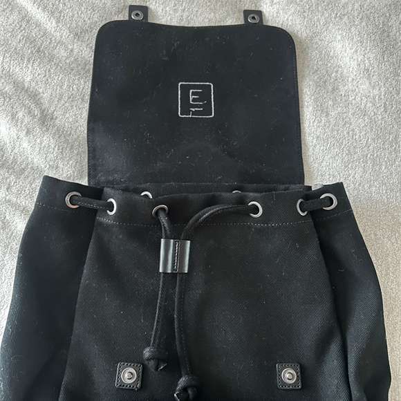Everlane The Canvas Backpack Black Laptop Drawstring Envoy Logo EUC Unisex - Picture 5 of 12